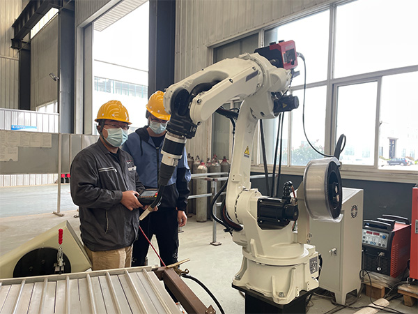 自動焊接機(jī)器人可以對中厚板焊接嗎? 自動焊接機(jī)器人可以對中厚板焊接嗎?